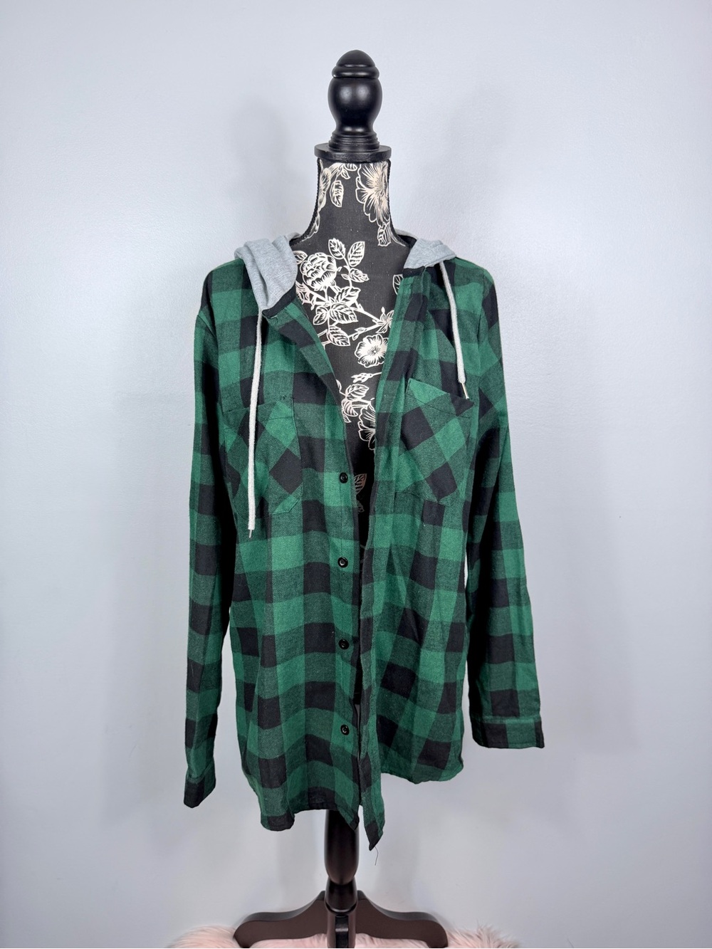 Manfinity green plaid button up grey hooded long sleeve flannel top size large